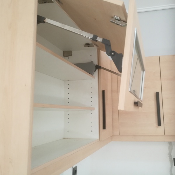 Ανακλινόμενο ερμάριο με μηχανισμό Blum | Sylko - Λιάκος