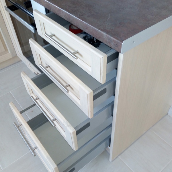 Κουζίνα νεοκλασική φωτεινή | Δρυς ημιμασίφ | Sylko-Λιάκος